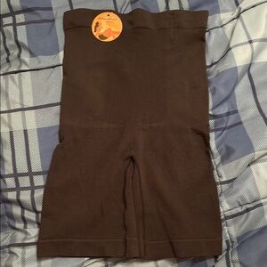 Shapermint Essentials black shaper shorts XS/S